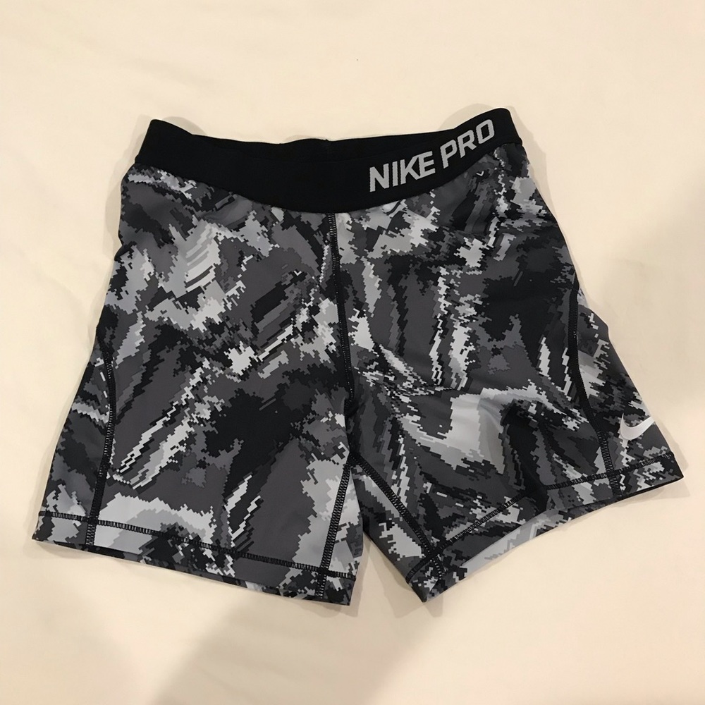 Nike pro’s
